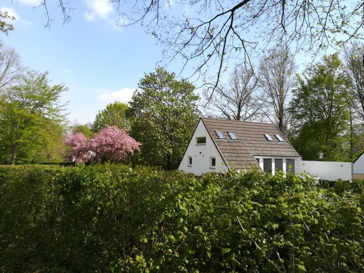 Limburg Lux 90 Simpelveld Exterior foto
